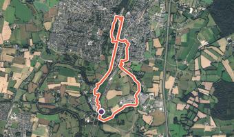 Vue aérienne de la balade « Circuit de Pluvignon » avec son tracé